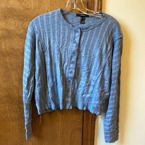 NWOT Light blue size small slightly cropped forever 21 button down sweater